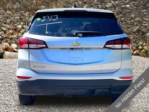 Used 2022 Chevrolet Equinox LS FWD image 4