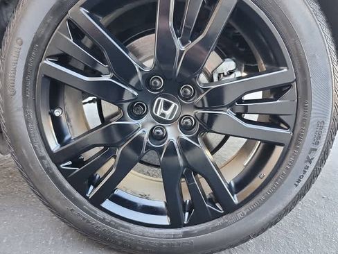 Used 2021 Honda Pilot Special Edition image 8