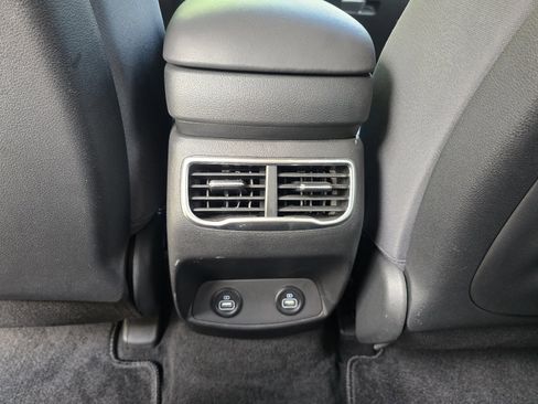 Used 2023 Hyundai Santa Fe SEL FWD image 24