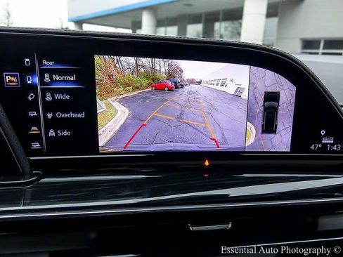 Used 2024 Cadillac Escalade V w/ LPO, ONYX Package image 20