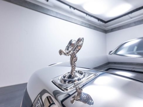 Used 2024 Rolls-Royce Phantom Sedan w/ The Phantom Package RWD image 63