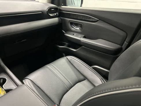 Used 2023 Honda Pilot Elite image 13