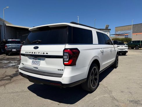 Used 2022 Ford Expedition Max Limited AWD/4WD image 5