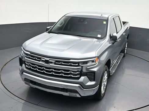 Used 2025 Chevrolet Silverado 1500 LTZ RWD image 26