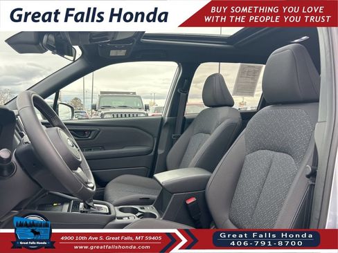 Used 2025 Subaru Forester Premium AWD/4WD image 19
