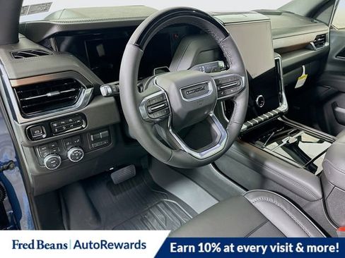 New 2026 GMC Yukon XL Denali AWD/4WD image 6