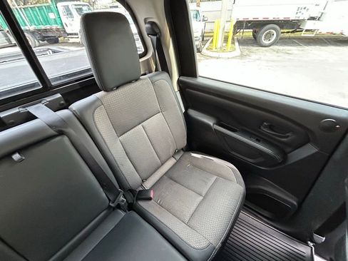 Used 2016 Nissan Titan S image 14