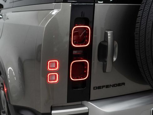 Used 2024 Land Rover Defender 110 S AWD/4WD image 46