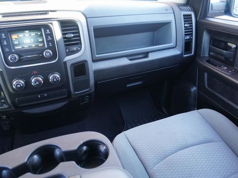 Used 2019 RAM 1500 Express w/ Express Value Package image 20