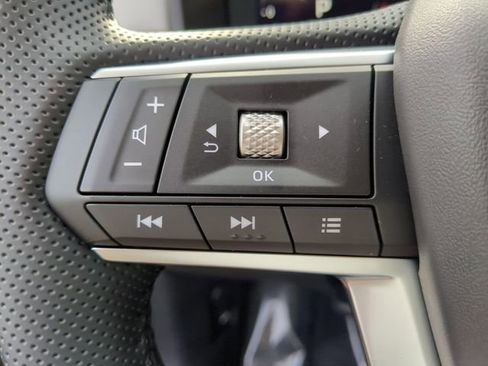 New 2025 Mitsubishi Outlander SE image 33