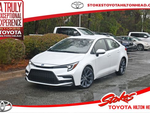 Certified 2023 Toyota Corolla LE image 1