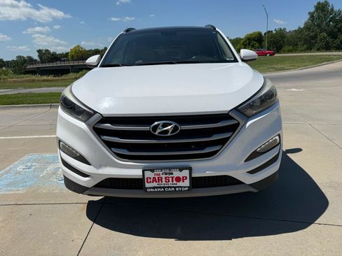 Used 2017 Hyundai Tucson Value AWD/4WD image 3