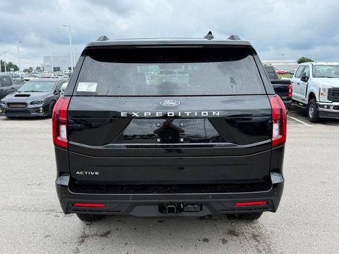 New 2026 Ford Expedition Active RWD image 25