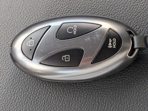 New 2026 Hyundai Elantra Hybrid FWD image 30