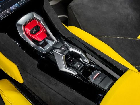 Used 2023 Lamborghini Huracan Tecnica RWD image 28