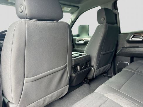 Used 2022 Chevrolet Silverado 1500 RST w/ Max Trailering Package AWD/4WD image 18