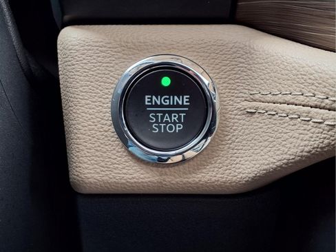 Used 2024 Ford Expedition Limited RWD image 19