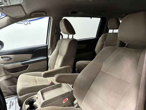 Used 2016 Honda Odyssey SE image 12