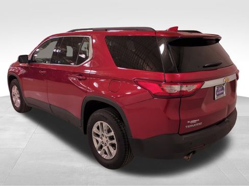 Used 2021 Chevrolet Traverse LT image 6