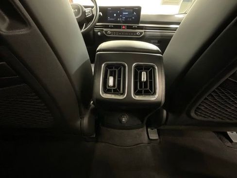 Used 2024 Kia Sorento S AWD/4WD image 26