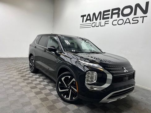 Used 2024 Mitsubishi Outlander SE FWD image 1