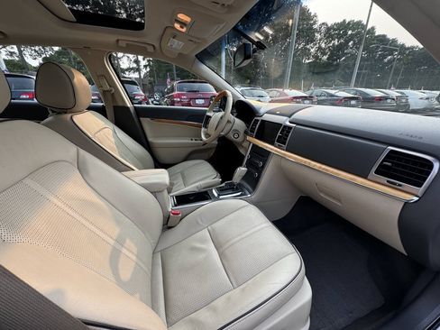 Used 2012 Lincoln MKZ Hybrid FWD image 11