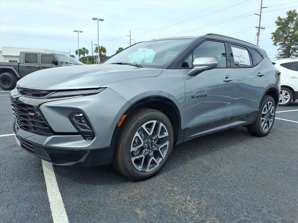 New 2026 Chevrolet Blazer RS w/ Driver Confidence II Package FWD image 8