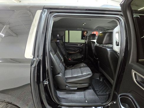 Used 2020 GMC Yukon XL Denali RWD image 19