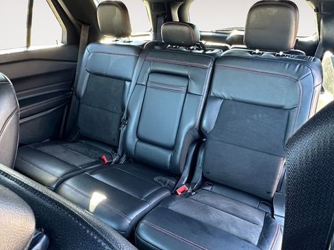 Used 2022 Ford Explorer ST-Line image 13