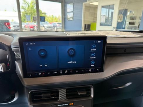 New 2025 Ford Maverick XLT w/ XLT Luxury Package AWD/4WD image 19