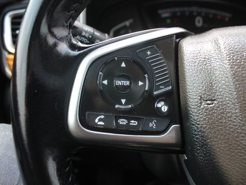 Used 2018 Honda CR-V Touring image 12