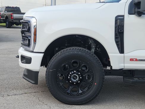New 2026 Ford F350 Lariat w/ Black Appearance Package AWD/4WD image 6