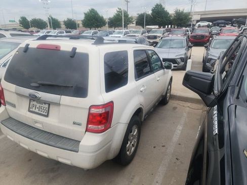 Used 2011 Ford Escape Limited w/ 301A Rapid Spec Order Code image 3