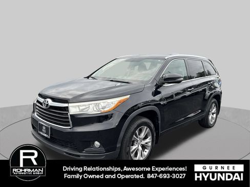 Used 2015 Toyota Highlander XLE AWD/4WD image 1
