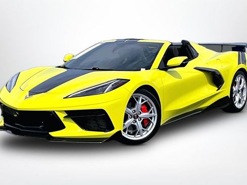 Used 2023 Chevrolet Corvette Stingray Premium Conv w/ Stealth Interior Trim Package RWD image 3