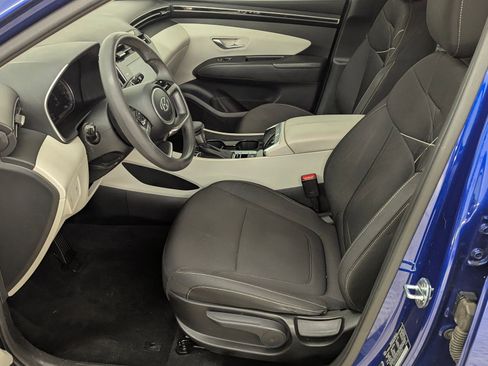 Used 2022 Hyundai Tucson SE image 5