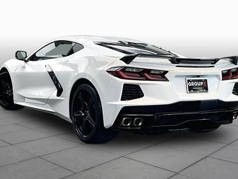 Used 2024 Chevrolet Corvette Stingray Preferred Cpe w/ 2LT image 11