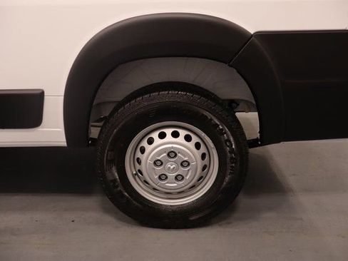 New 2025 RAM ProMaster 2500 image 18