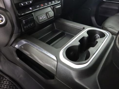 Used 2022 GMC Sierra 2500 AT4 image 65