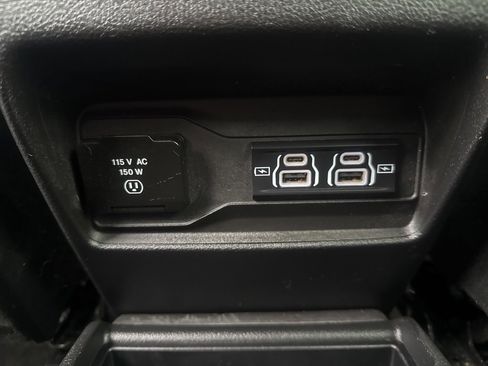 Used 2023 Jeep Grand Cherokee L Limited image 24