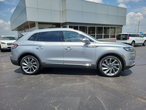Certified 2023 Lincoln Nautilus Reserve w/ Equipment Group 202A AWD/4WD image 3