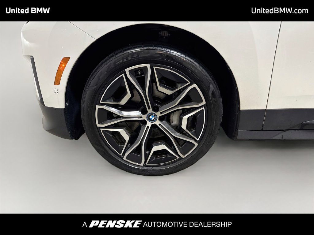 Certified 2024 BMW iX xDrive50 AWD/4WD image 9