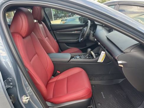 New 2026 MAZDA MAZDA3 Carbon image 28