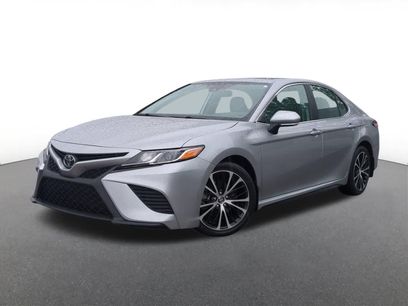 Used 2020 Toyota Camry SE w/ Convenience Package