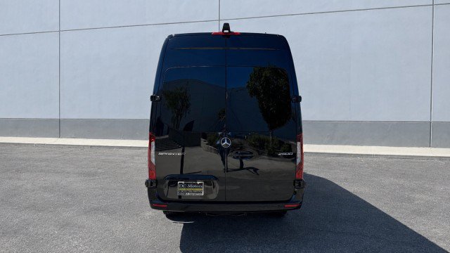 Used 2025 Mercedes-Benz Sprinter 2500 image 42