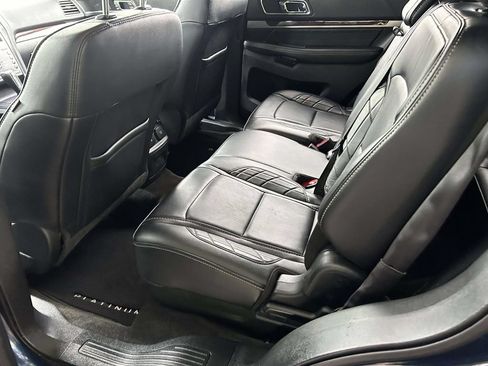 Used 2017 Ford Explorer Platinum AWD/4WD image 9