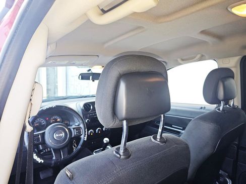 Used 2014 Jeep Compass Sport w/ Power Value Group FWD image 21