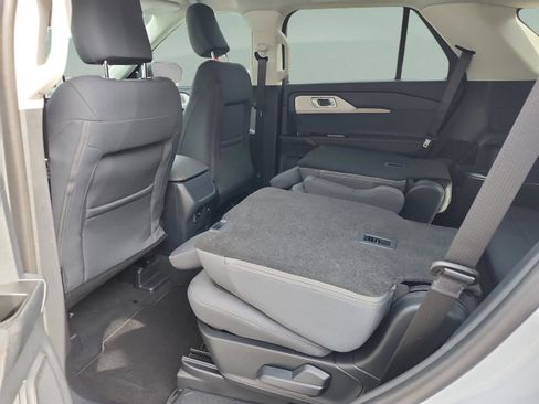 New 2026 Ford Explorer Active image 17