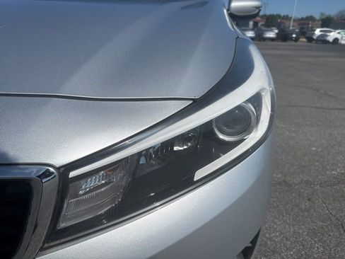 Used 2017 Kia Forte LX image 9