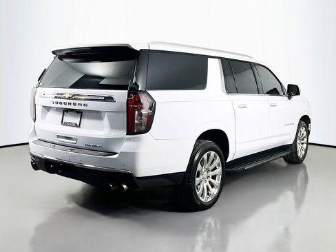Used 2021 Chevrolet Suburban Premier w/ Premium Package AWD/4WD image 5